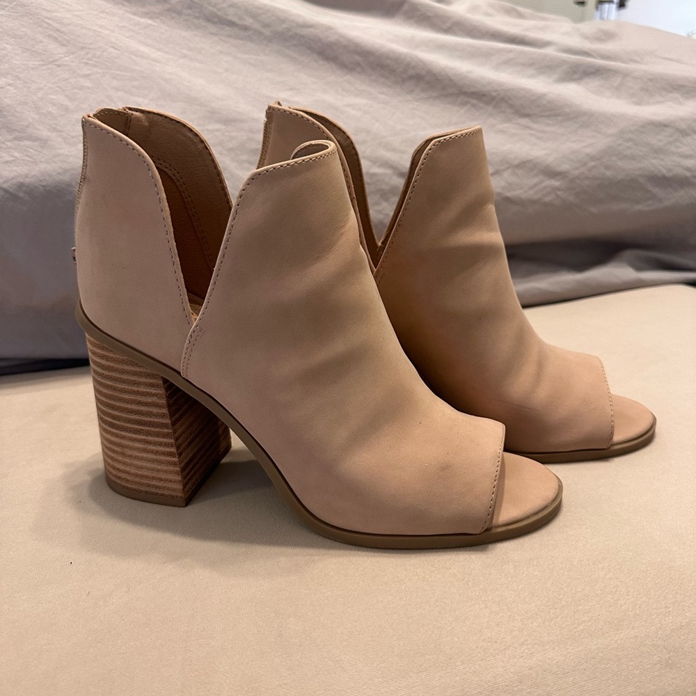 Rustic, open toe bootie - Picture 6 of 6